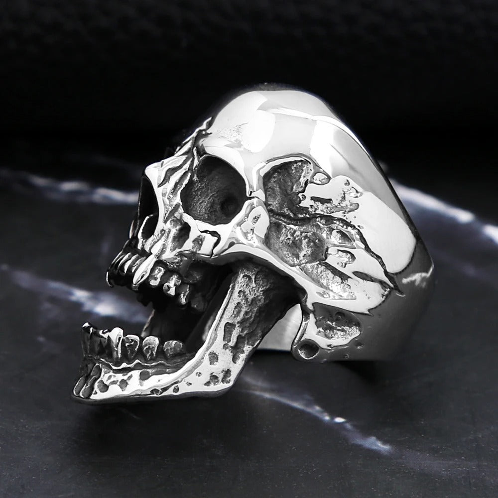 Western Skull Ring – Vintage Long Teeth Zombie Skull Band, Titanium Steel Men’s Halloween Jewelry